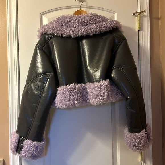 STAND STUDIO Fleur Cropped Shearling Jacket - Picture 3 of 3